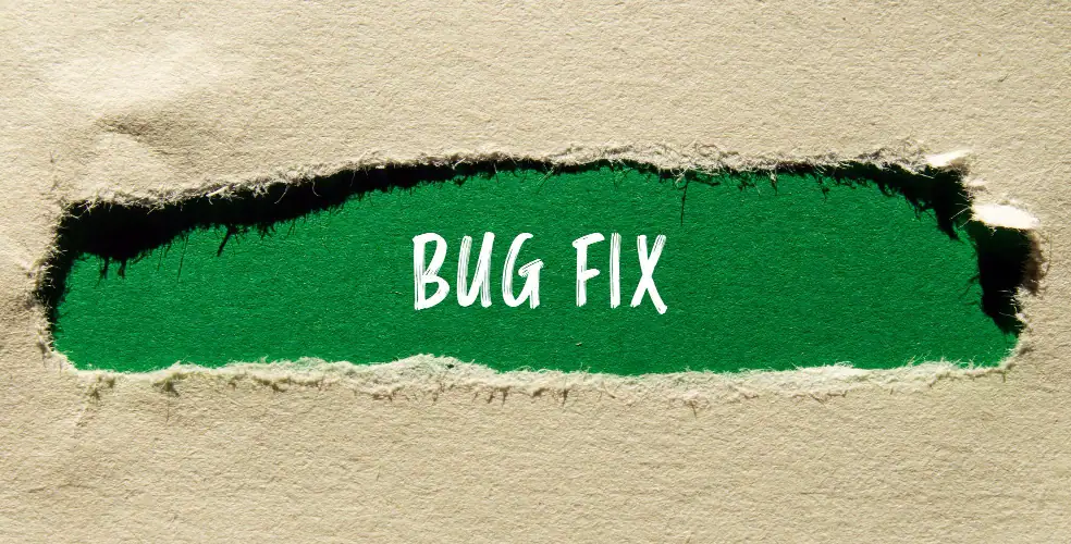 Banner orizzontale con carta color sabbia strappata che lascia intravedere uno sfondo verde brillante con la scritta “BUG FIX” in font brush bianco; concetto di correzione bug, patch software, manutenzione e release note per progetti digitali.